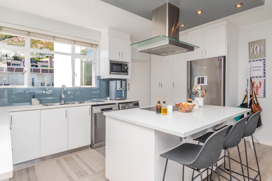 3 Bedroom Property for Sale in Bantry Bay Western Cape